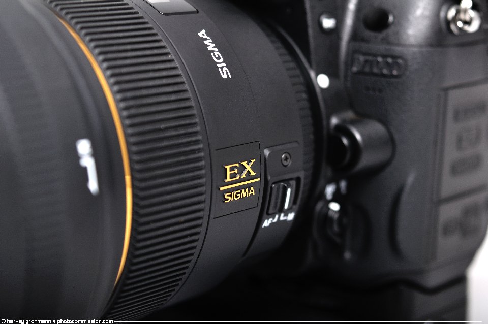 Sigma 85mm f/1.4 EX DG HSM
